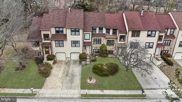 8607 TRUMBAUER DR, Glenside, PA 19038