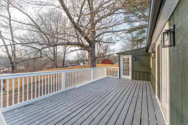 394 Riverside Drive, Thompson, CT 06255