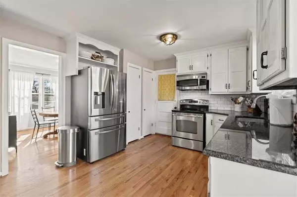 4714 W 57th ST, Roeland Park, KS 66205