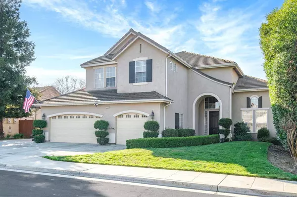 2758 Purvis AVE, Clovis, CA 93611