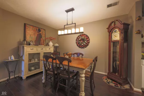 1057 Timber Creek DR #UNIT 1, Carmel, IN 46032