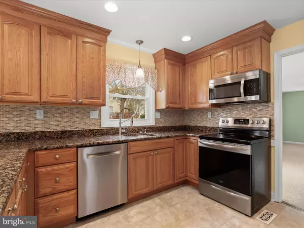 11 SLATE MILLS CT, Baltimore, MD 21228