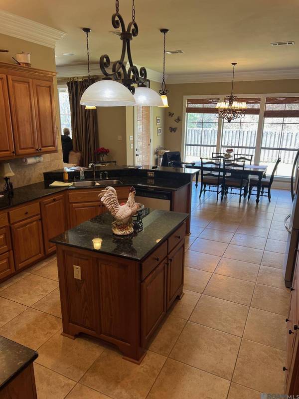 19011 Turnberry Ct, Baton Rouge, LA 70809