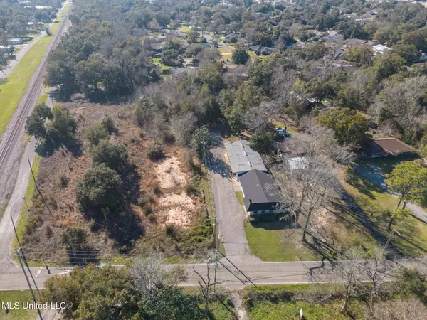 319 Tegarden Road, Gulfport, MS 39507