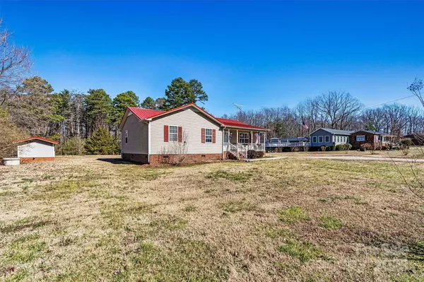 4136 Little Mountain RD, Newton, NC 28658