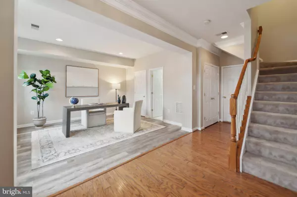 44263 HURON TER, Ashburn, VA 20147