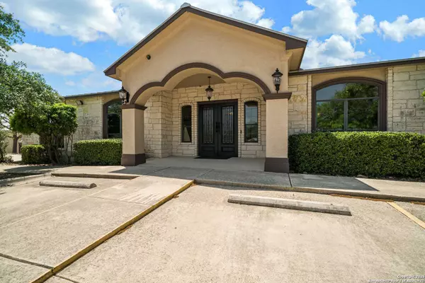 12703 Spectrum Dr, San Antonio, TX 78249-3492