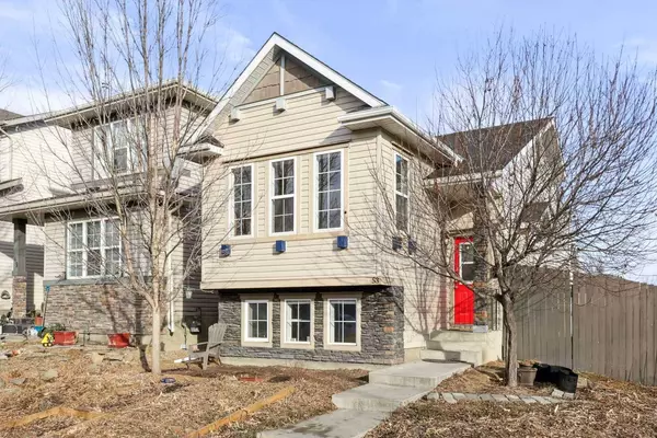 53 Panora HL NW, Calgary, AB T3K 0G4