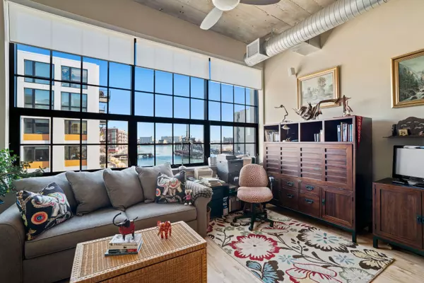 311 E Erie Unit 307, Milwaukee, WI 53202