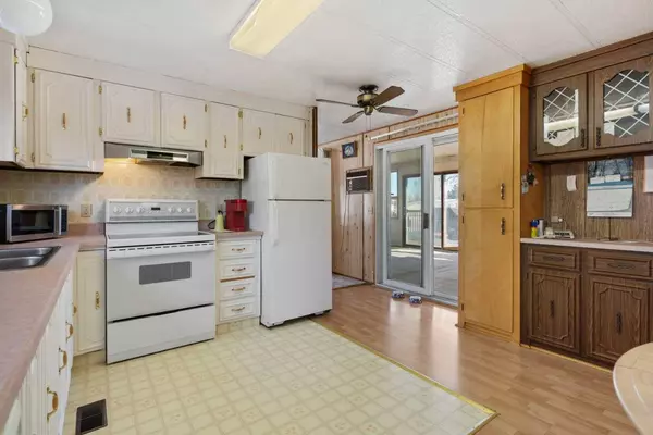 7 Bluejay CRES, Sedgewick, AB T0B 4C0