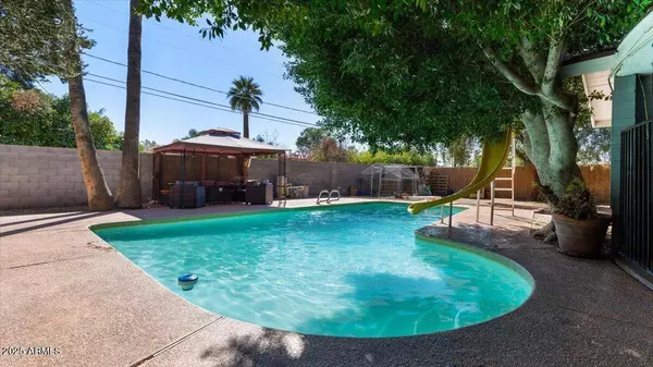 5809 W MORTEN Avenue, Glendale, AZ 85301