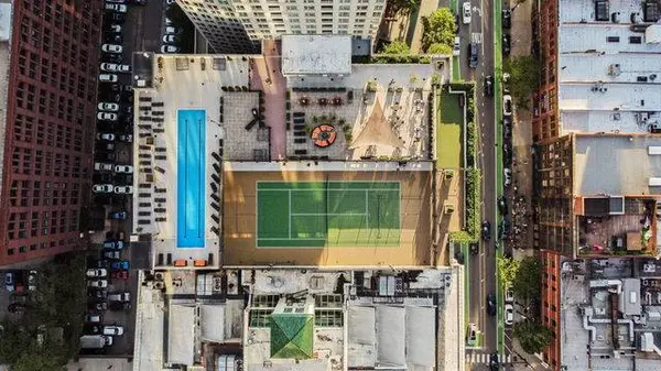 345 N La Salle Drive #1504, Chicago, IL 60654