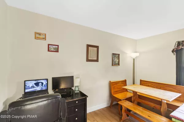 283 Brittany DR, Albrightsville, PA 18210