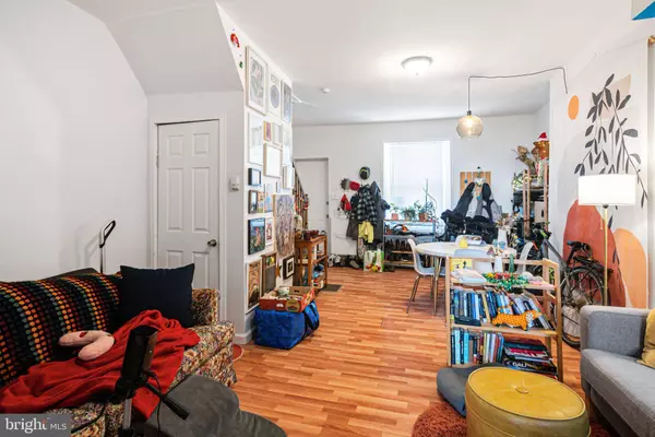 1318 S 30TH ST, Philadelphia, PA 19146