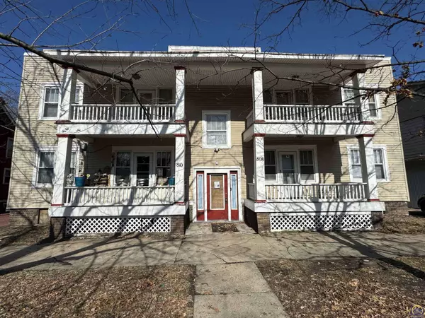 808 SW 11th ST, Topeka, KS 66612