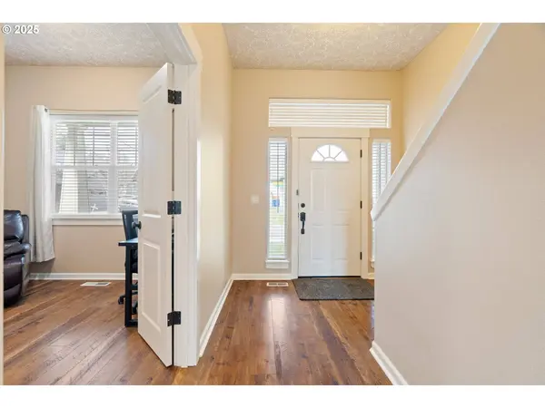 3818 SE 15TH TER, Gresham, OR 97080