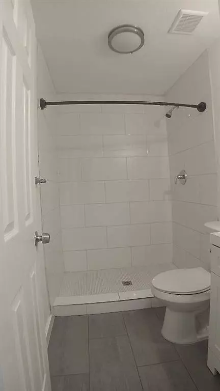 801 & 803 W Baltimore Avenue, Fort Worth, TX 76110