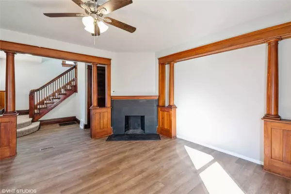 1143 21st Street, Des Moines, IA 50311