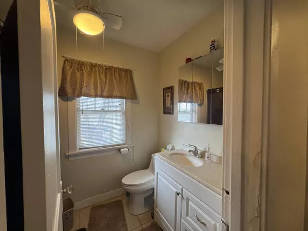 722 Buchanan ST, Gary, IN 46402