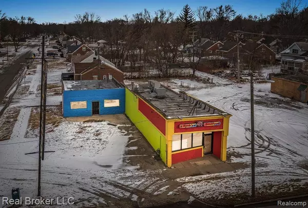 11811 E 7 MILE Road, Detroit, MI 48205