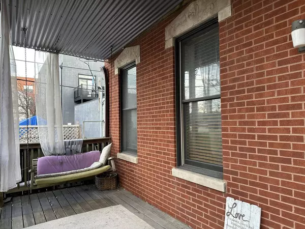 1101 W 16th ST, Chicago, IL 60608