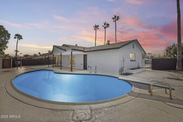 1716 W BUTLER Drive, Phoenix, AZ 85021