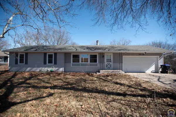 4948 NE Indian Creek RD, Topeka, KS 66617