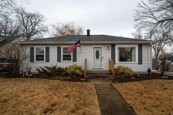 11402 W Wisconsin, Wauwatosa, WI 53226