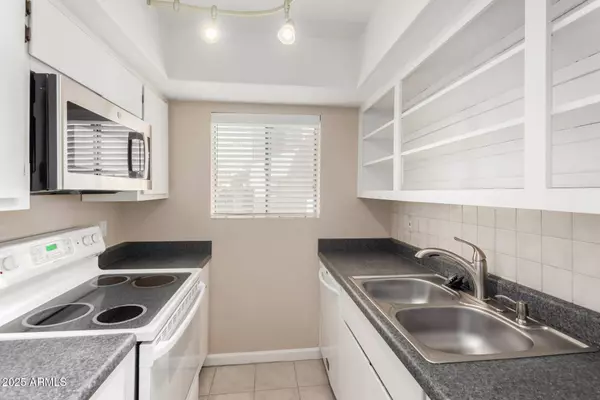 11026 N 28TH Drive #10, Phoenix, AZ 85029