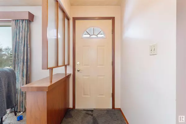 10301 102 AV, Fort Saskatchewan, AB T8L 2B5