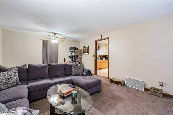 4916 Hiram AVE NW, Warren, OH 44483