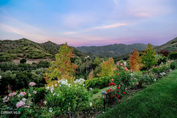 38 Williamsburg Way, Thousand Oaks, CA 91361