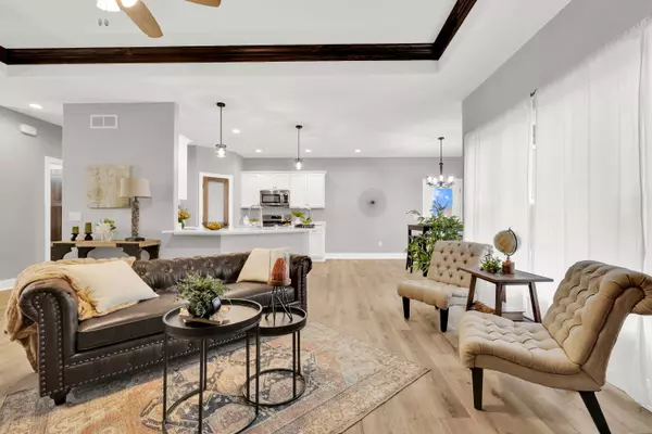 677 Lambert Dr, Slinger, WI 53086