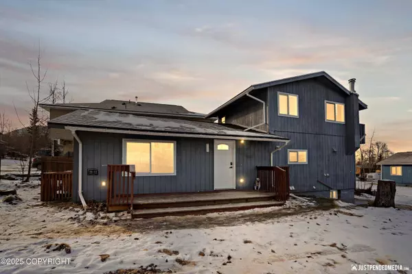 11406 Dawn ST, Eagle River, AK 99577