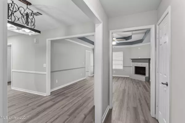 904 Mourning Dove Cove, Byram, MS 39272