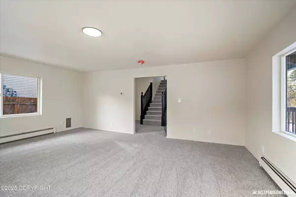 11406 Dawn ST, Eagle River, AK 99577