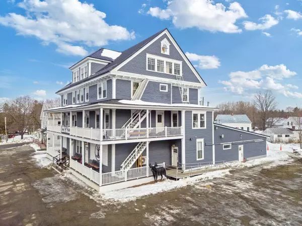 4 S Main ST, Solon, ME 04979