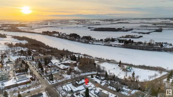 10301 102 AV, Fort Saskatchewan, AB T8L 2B5