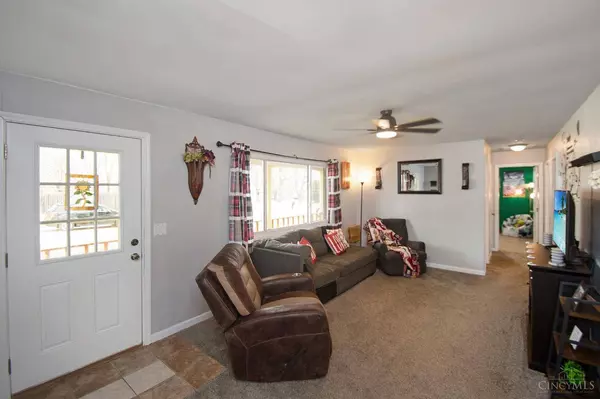 7412 Fairview Dr, Marion Twp, OH 45107