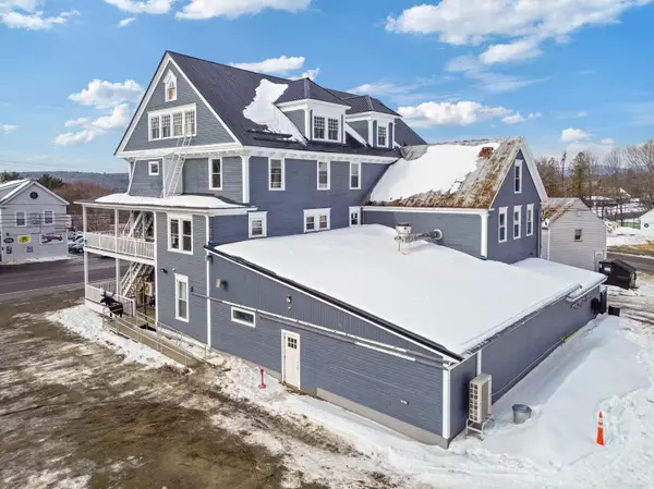 4 S Main ST, Solon, ME 04979