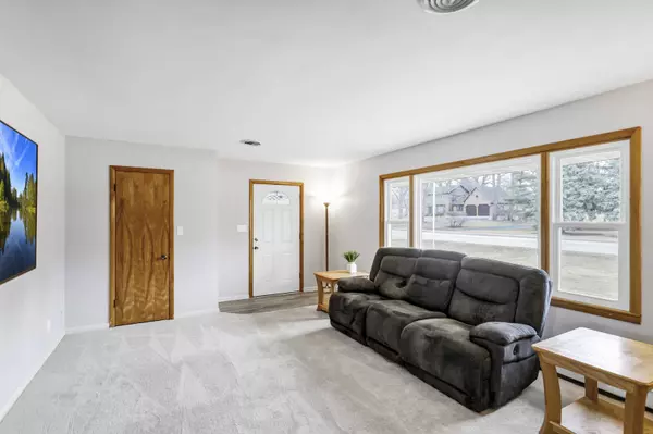 804 S State ST, Hampshire, IL 60140