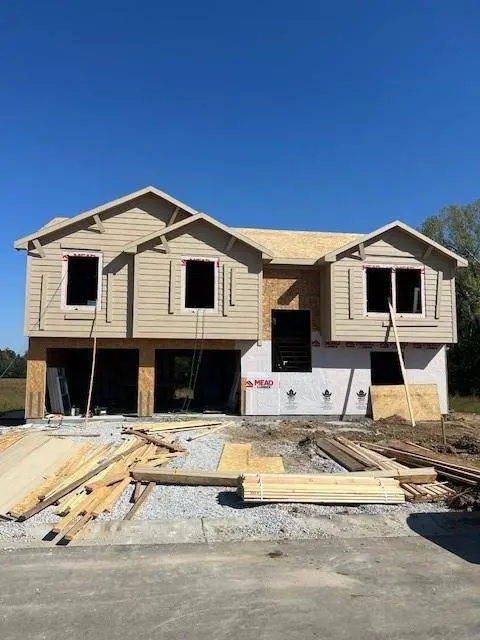 1307 NE Sequoia CT, Oak Grove, MO 64075