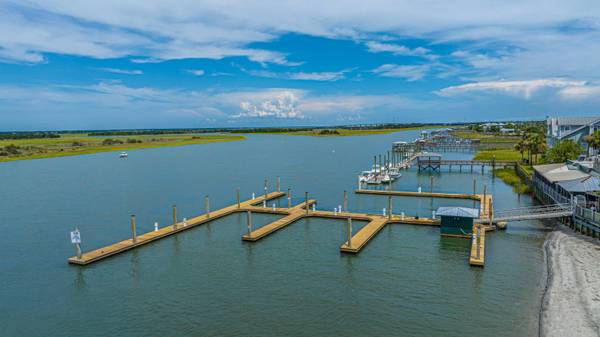 101 Palm Blvd #B3, Isle Of Palms, SC 29451