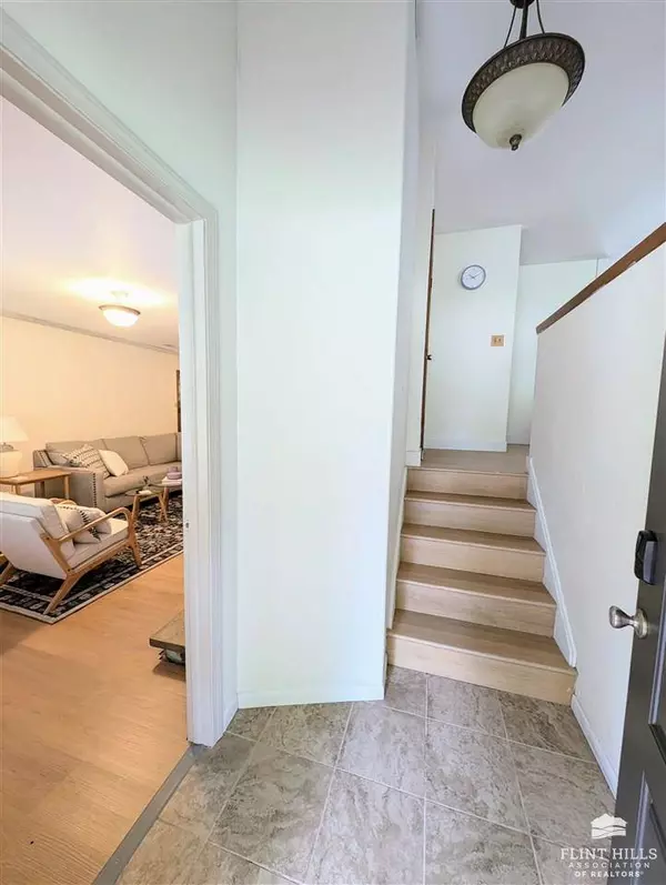 1837 Virginia DR, Manhattan, KS 66502