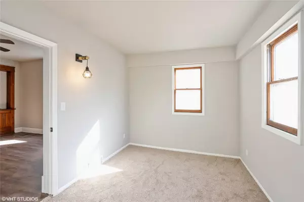 1143 21st Street, Des Moines, IA 50311