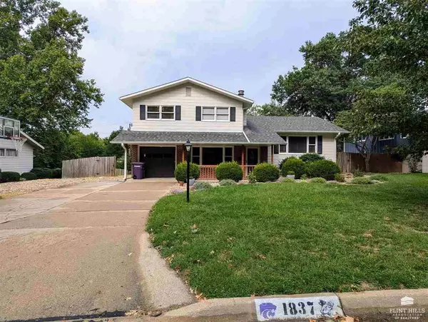 1837 Virginia DR, Manhattan, KS 66502
