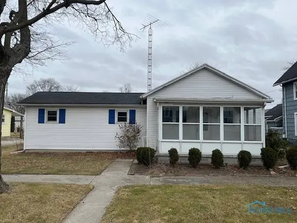 361 Lincoln ST, Elmore, OH 43416