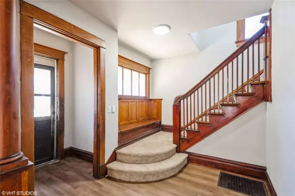 1143 21st Street, Des Moines, IA 50311