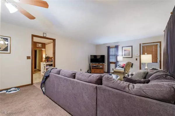 4916 Hiram AVE NW, Warren, OH 44483