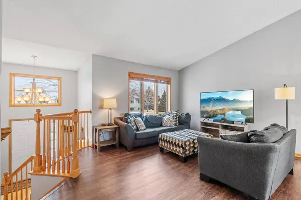 114 Alva ST, Waconia, MN 55387